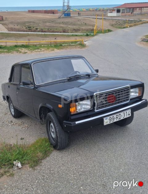 VAZ (LADA) 2107: 1.6 l | 2011 il 22000 km Sedan