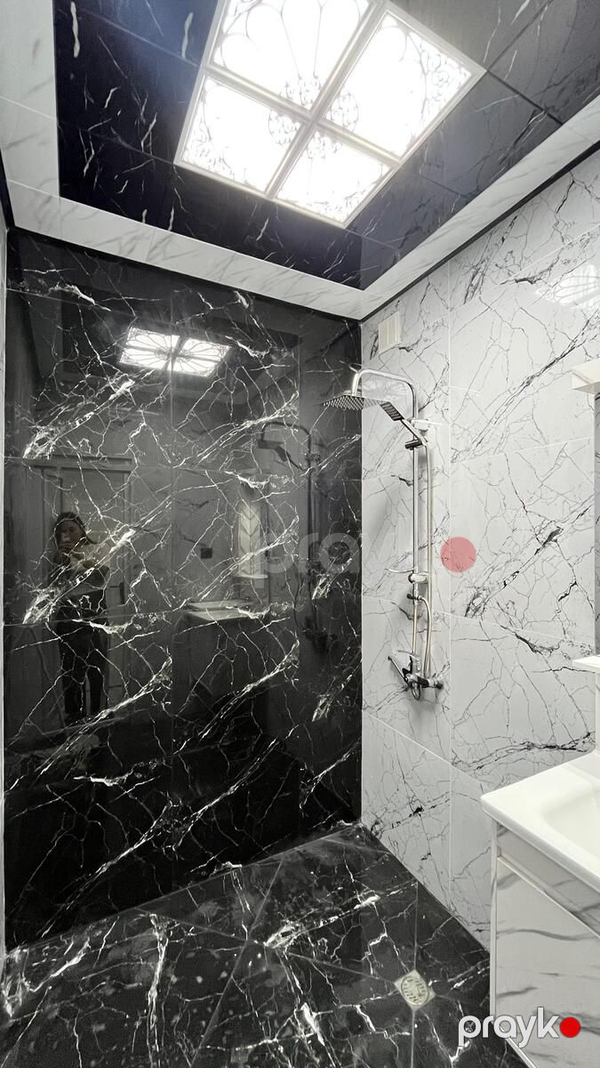 Satılır 2 otaqlı köhnə tikili 55 m² — Mənzil, Bakı (9)