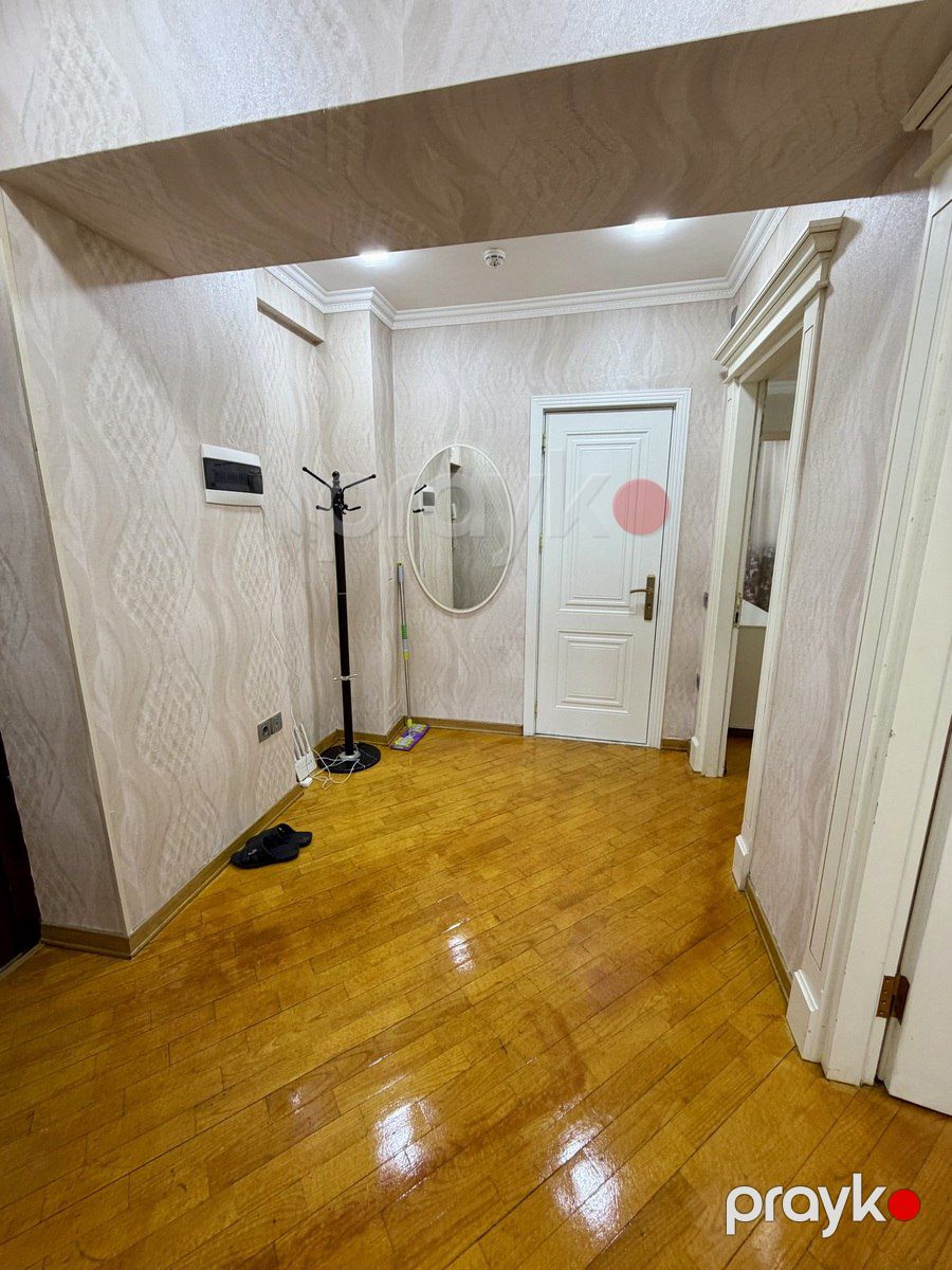 Satılır 2 otaqlı köhnə tikili 72 m² — Mənzil, Bakı (5)