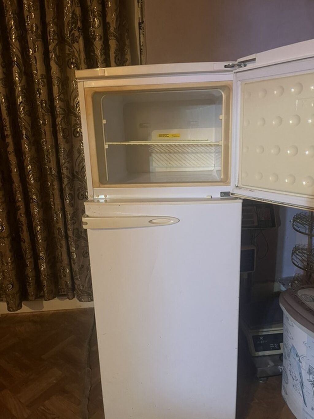 BEKO iki qapılı soyuducu - Üst hissədə ayrıca dondurucu bölmə, metal — Soyuducular, Digah (3)
