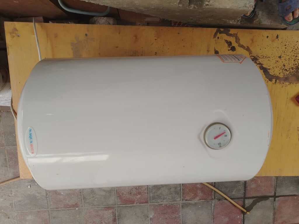 AQUAHOT elektrik su qızdırıcısı (boyler) - Həcm: 80 litr - Güc: 2000 — Elektronika, Bakı (2)