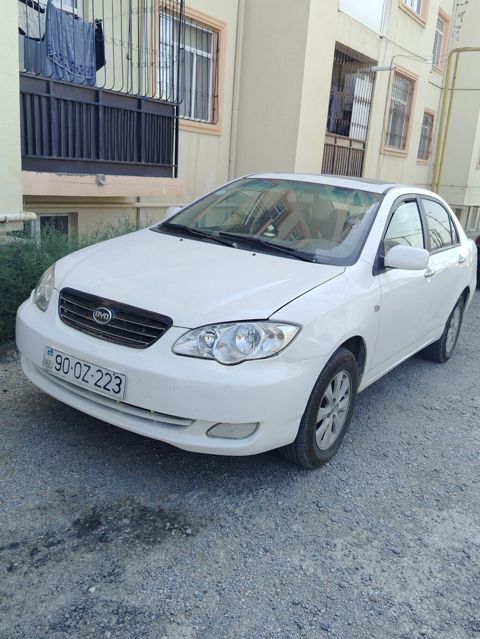 BYD F3: 1.5 l | 2014 il 280000 km Sedan