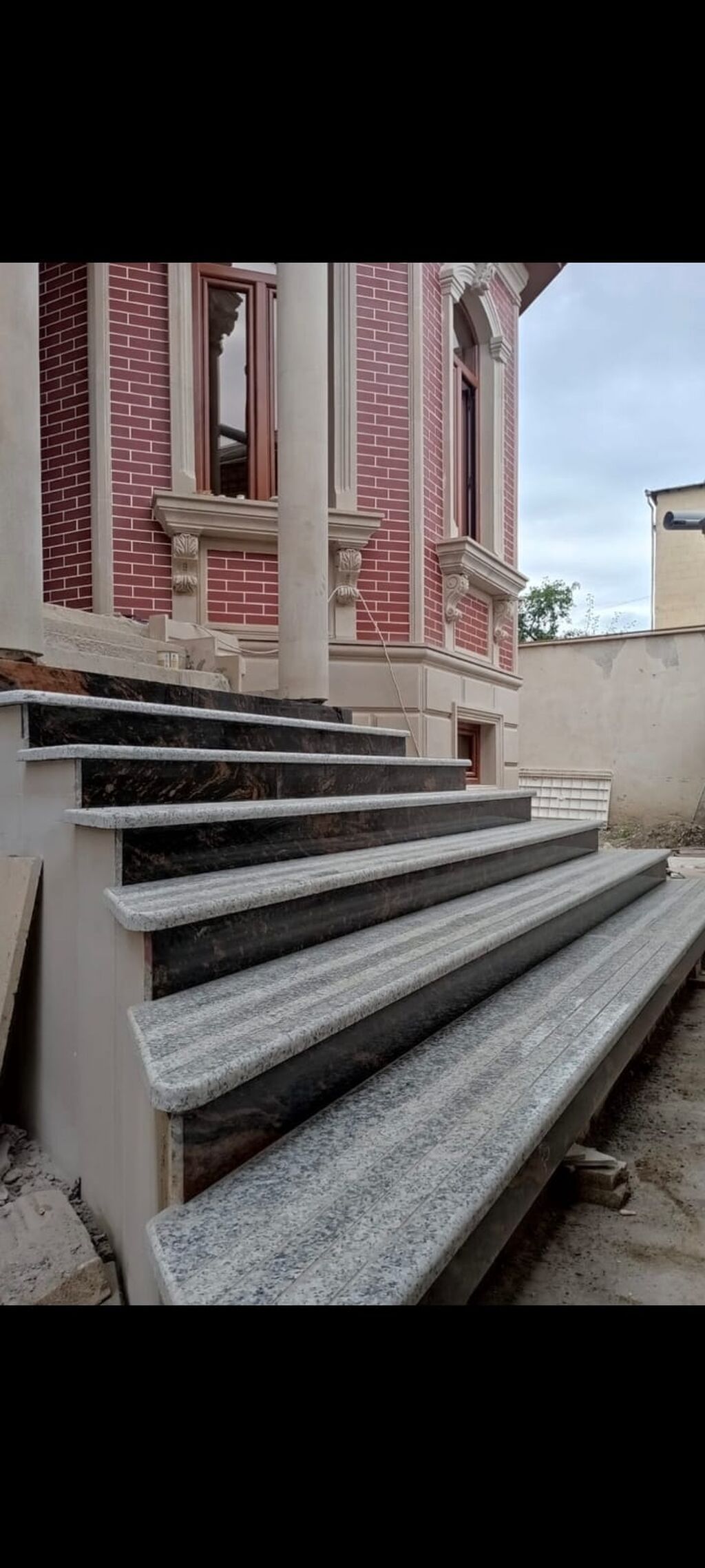 Mərmər və qranit işləri – pilləkən, masaüstü və tezgah - Dizayn: Qara — Plitə işləri, Bakı (10)
