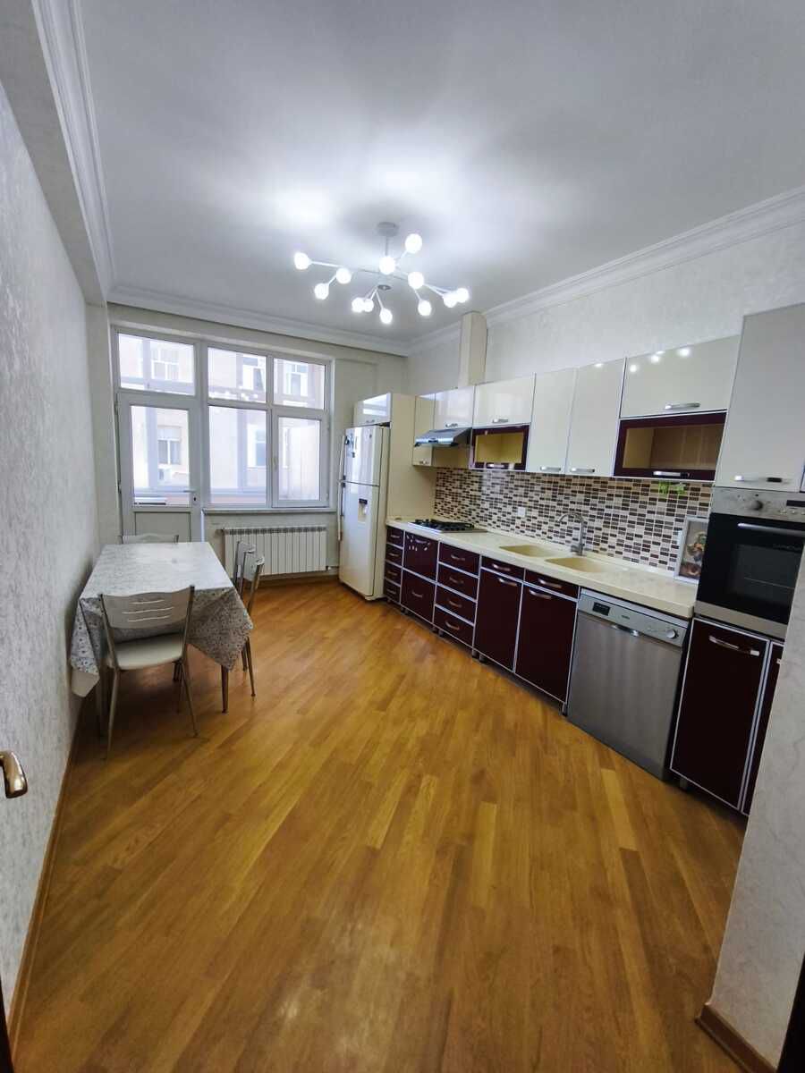 Satılır 3 otaqlı yeni tikili 132 m² — Mənzil, Bakı (8)