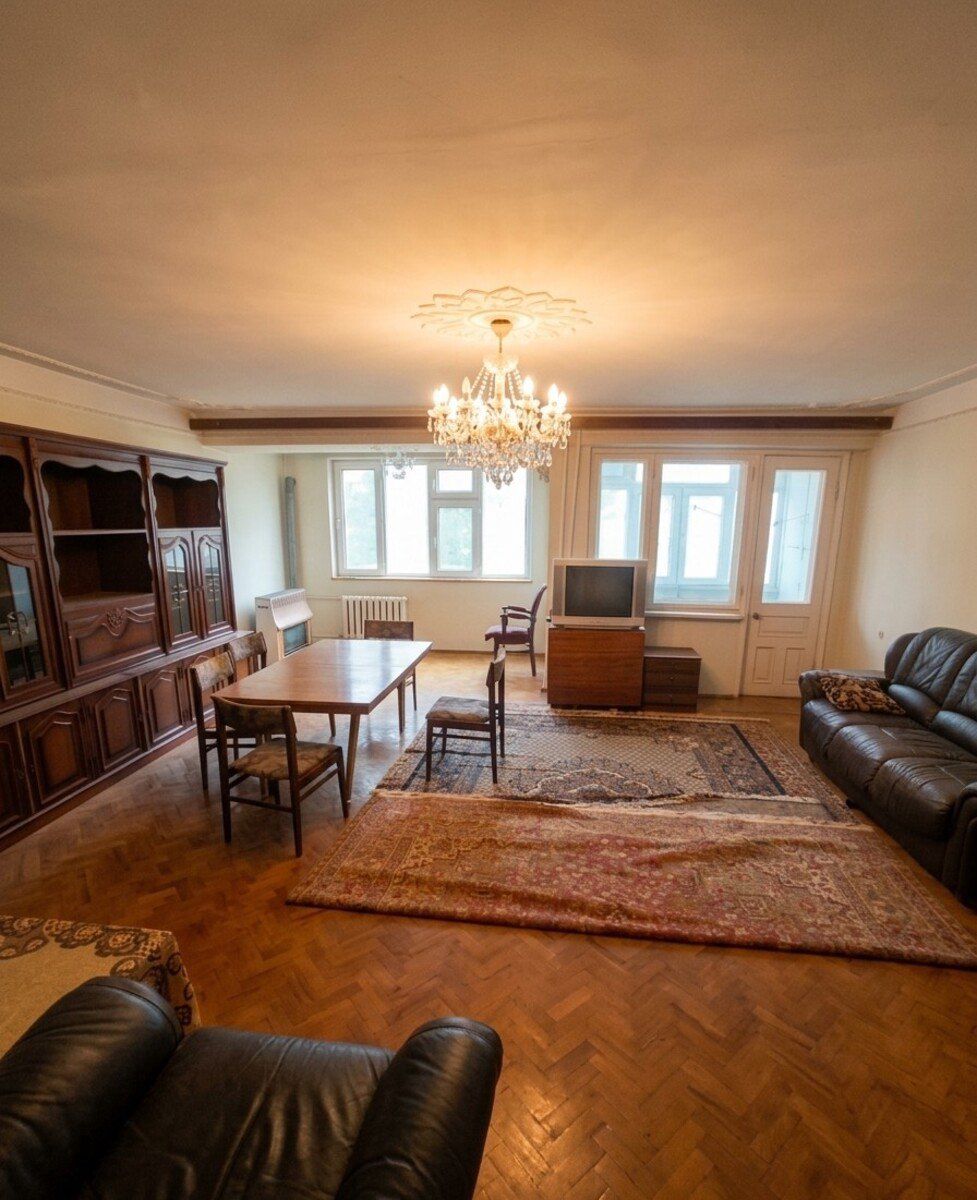 Satılır 4 otaqlı köhnə tikili 120 m² — Mənzil, Bakı