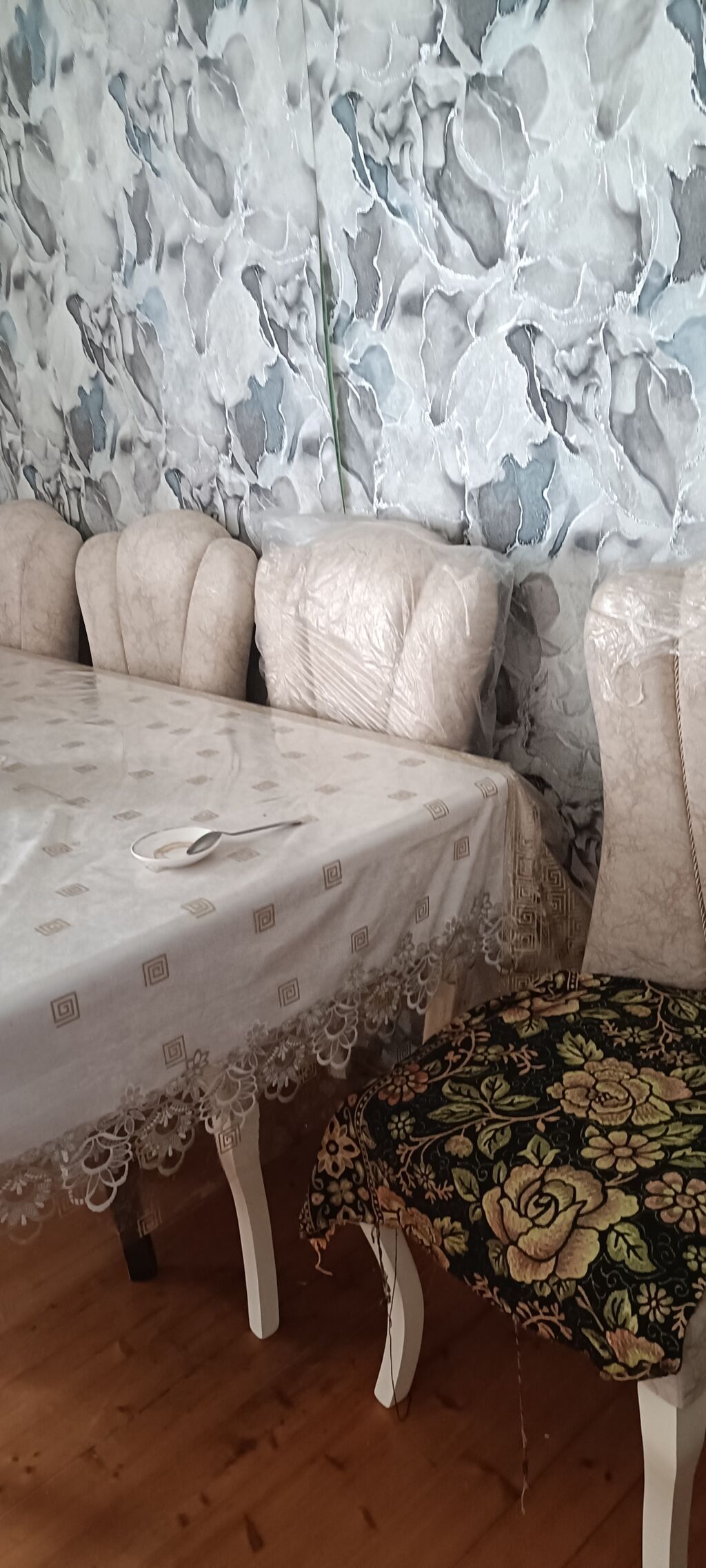 Yemək otağı dəsti – masa və 12 ədəd stul - Klassik üslubda yemək — Mebel, Bakı (3)