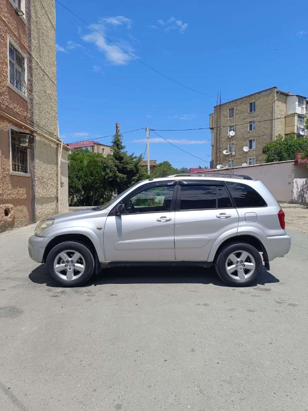 Toyota RAV4: 2 l | 2003 il Universal — Avtomobillər, Xırdalan (2)
