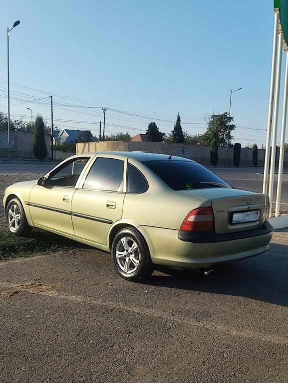 Opel Vectra, 1.8 L, 1996 il, 416 570 km — Avtomobillər, Ağcabədi (5)