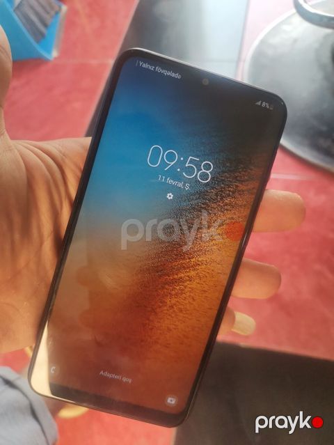 Samsung Galaxy A10, 32 GB, rəng - Qara, İki sim kartlı