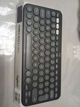 Logitech Pebble Keys 2 K380S simsiz klaviatura yenidir hediyye edilib — Elektronika