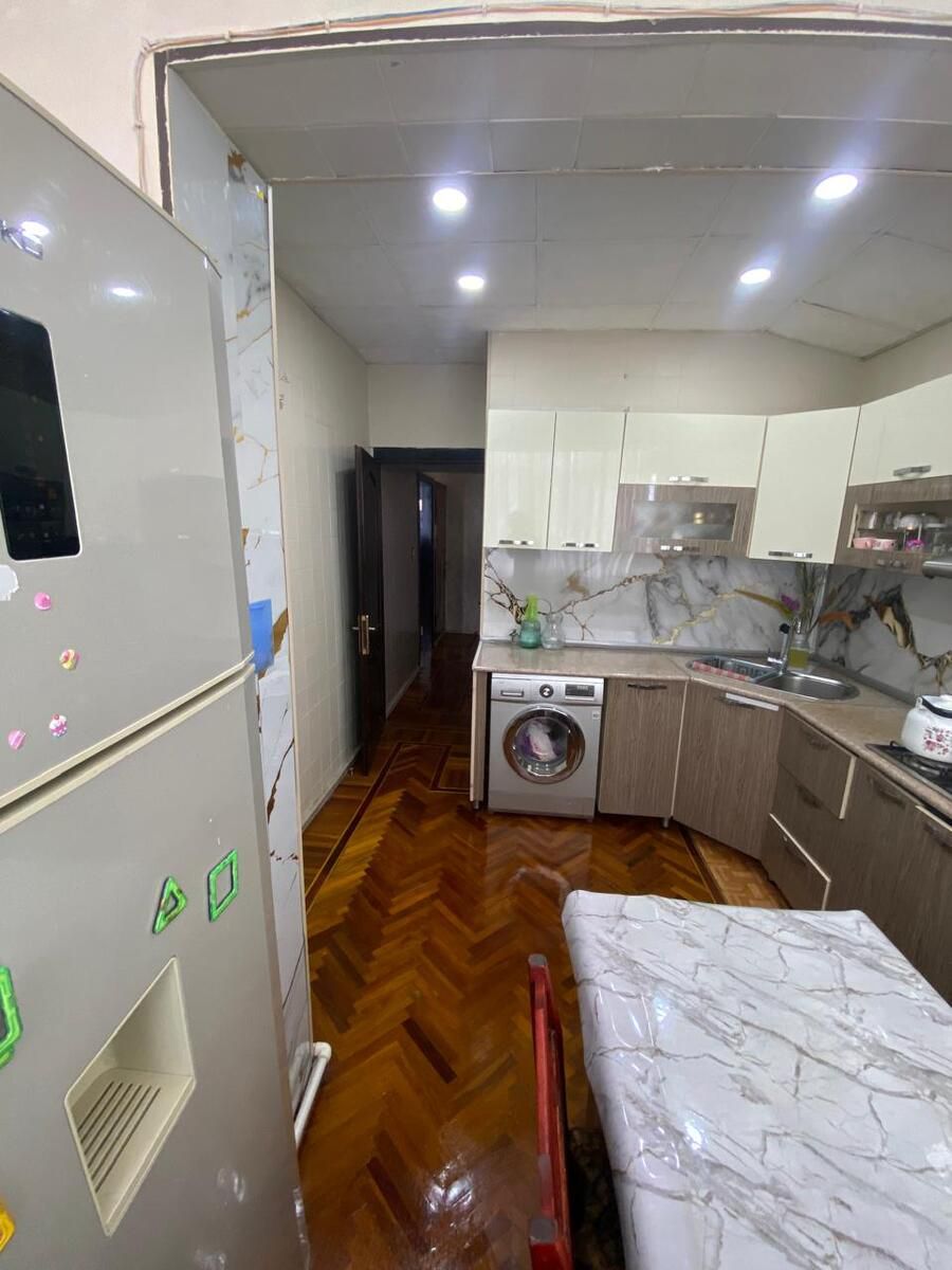 Satılır 2 otaqlı köhnə tikili 60 m² — Mənzil, Bakı (12)