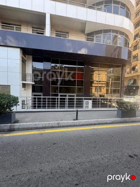 İcarəyə verilir obyekt 222 m²