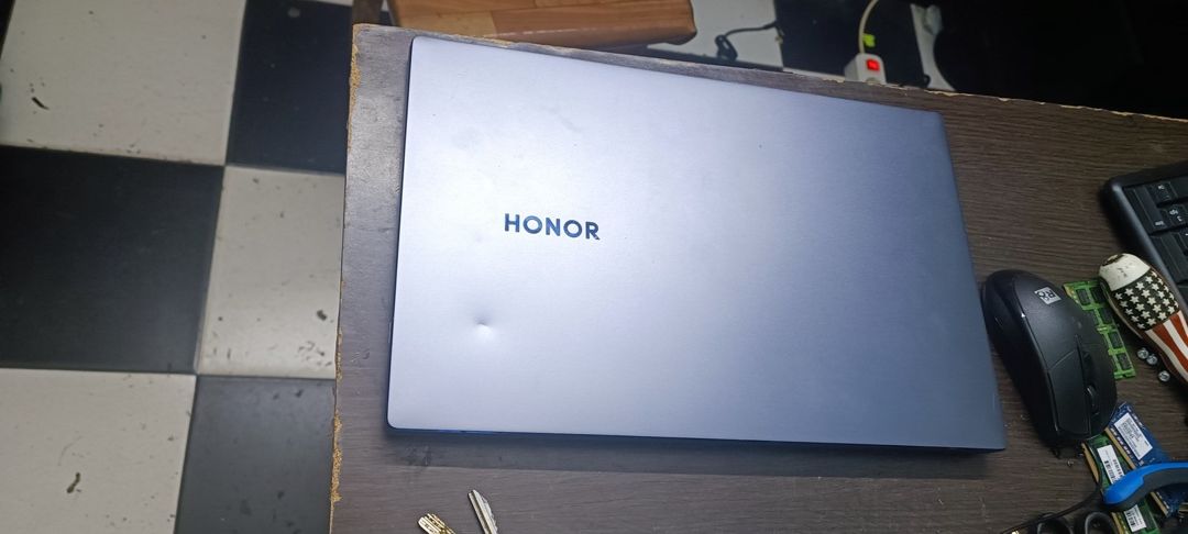 Huawei MagicBook — Ryzen 5 3500U, 8 GB RAM, 256 GB SSD — Lenovo, Bakı (4)