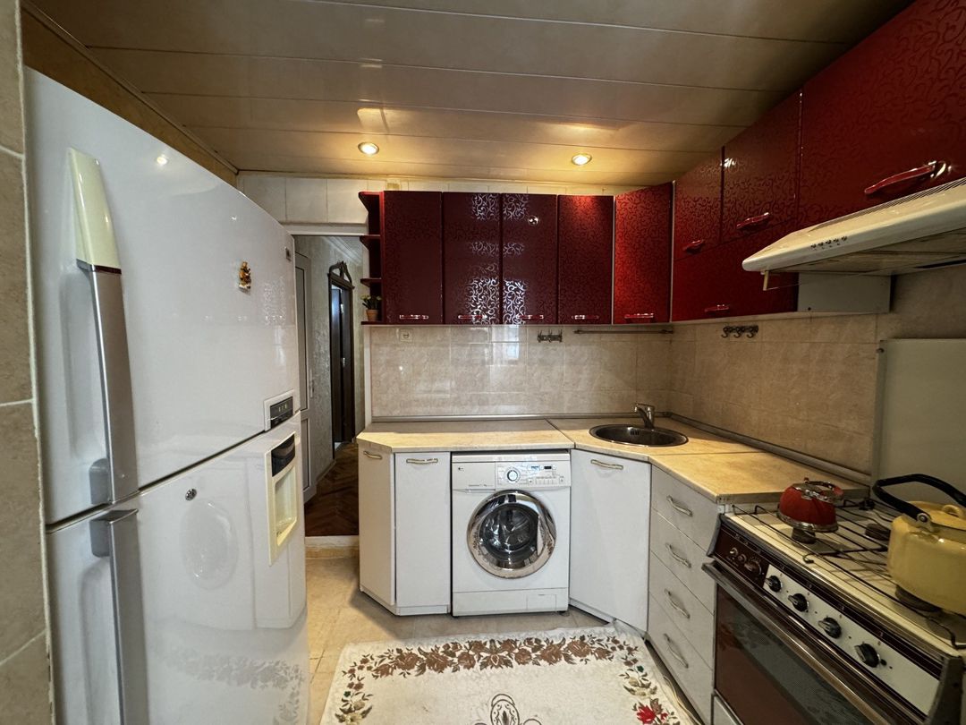Satılır 1 otaqlı köhnə tikili 46 m² — Mənzil, Bakı (7)