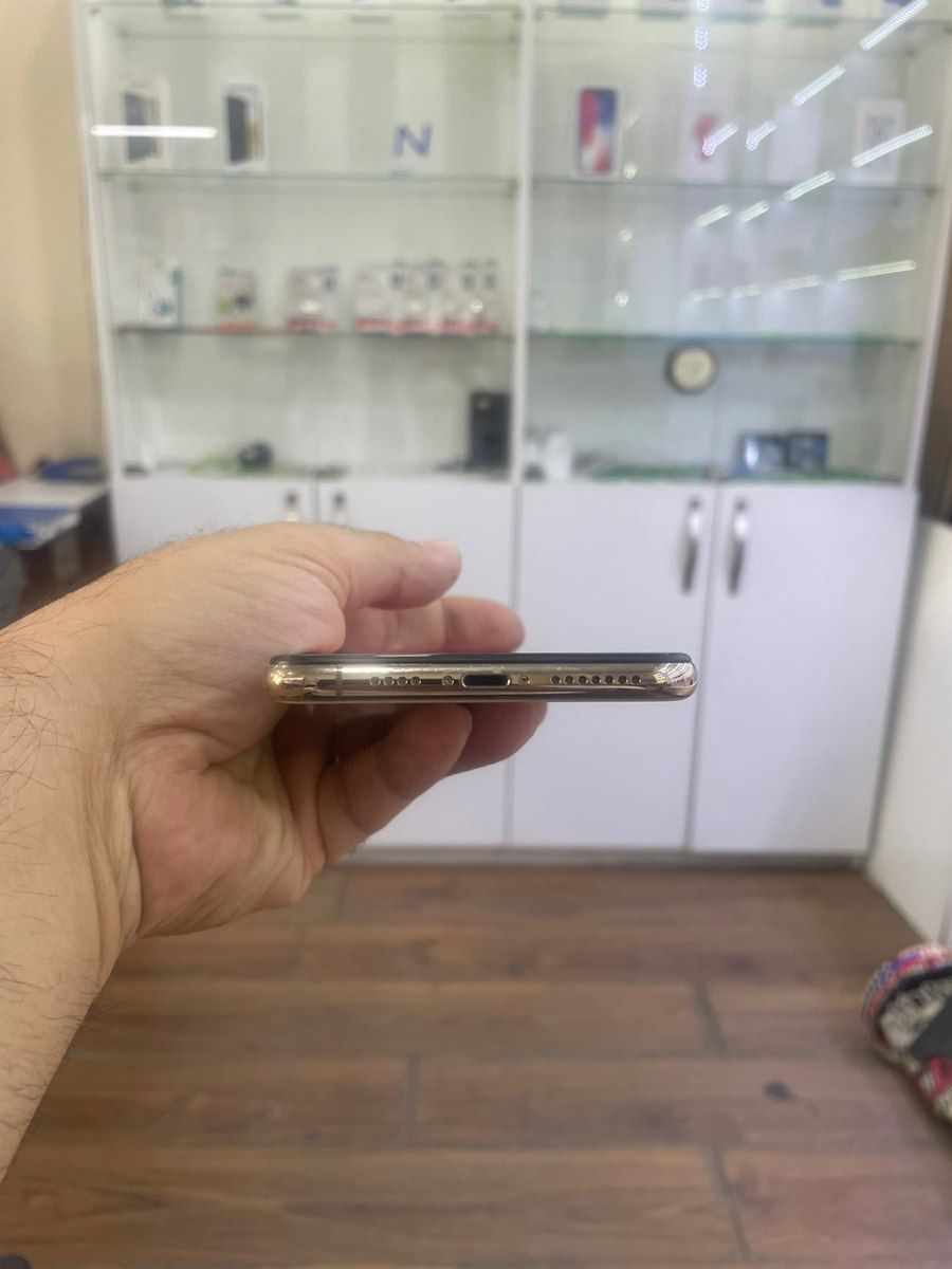 Apple iPhone XS Max Gold 64GB/4GB — Mallar, Bakı (6)