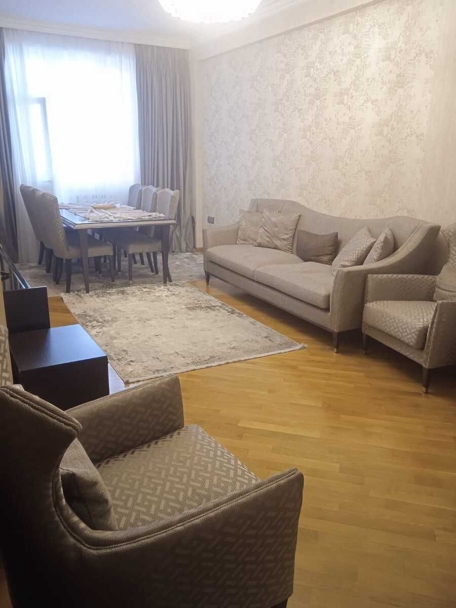 Satılır 5 otaqlı yeni tikili 165 m² — Mənzil, Bakı