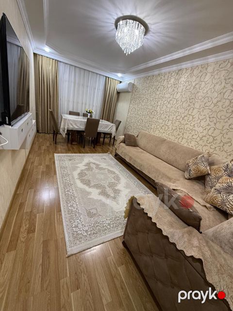 Satılır 3 otaqlı köhnə tikili 80 m² — Bakı