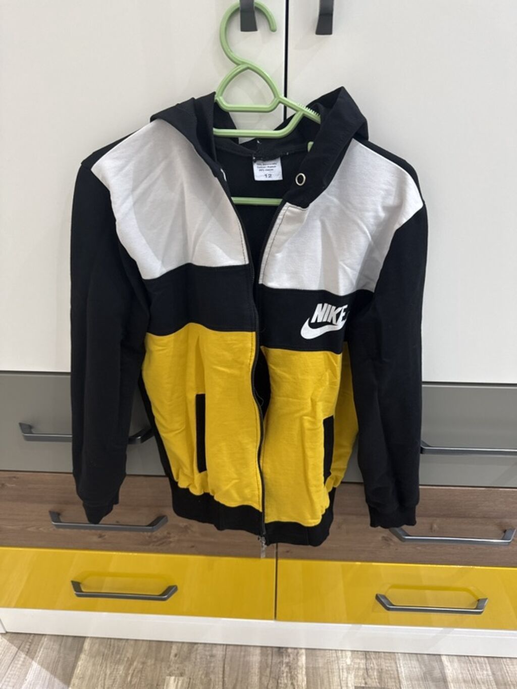 Nike kapüşonlu kişi/kids idman jaketi - Model: tam ön fermuarlı