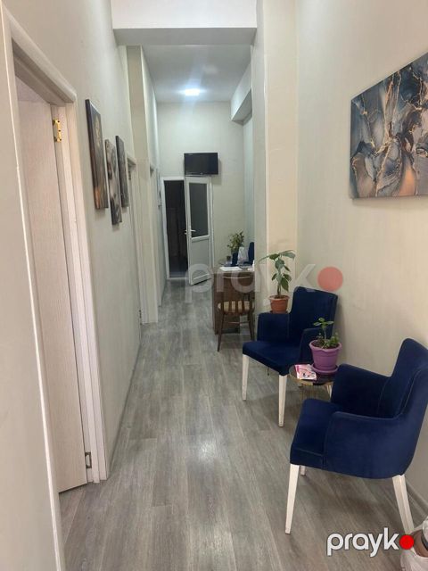 Satılır obyekt 60 m²