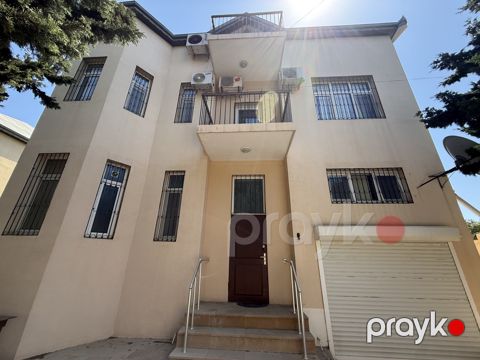 İcarəyə verilir 9 otaqlı həyət evi/bağ evi 400 m²