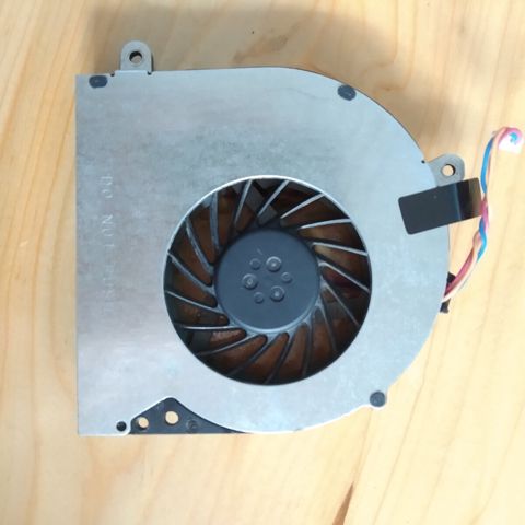 Kuller Toshiba L650 — Bakı