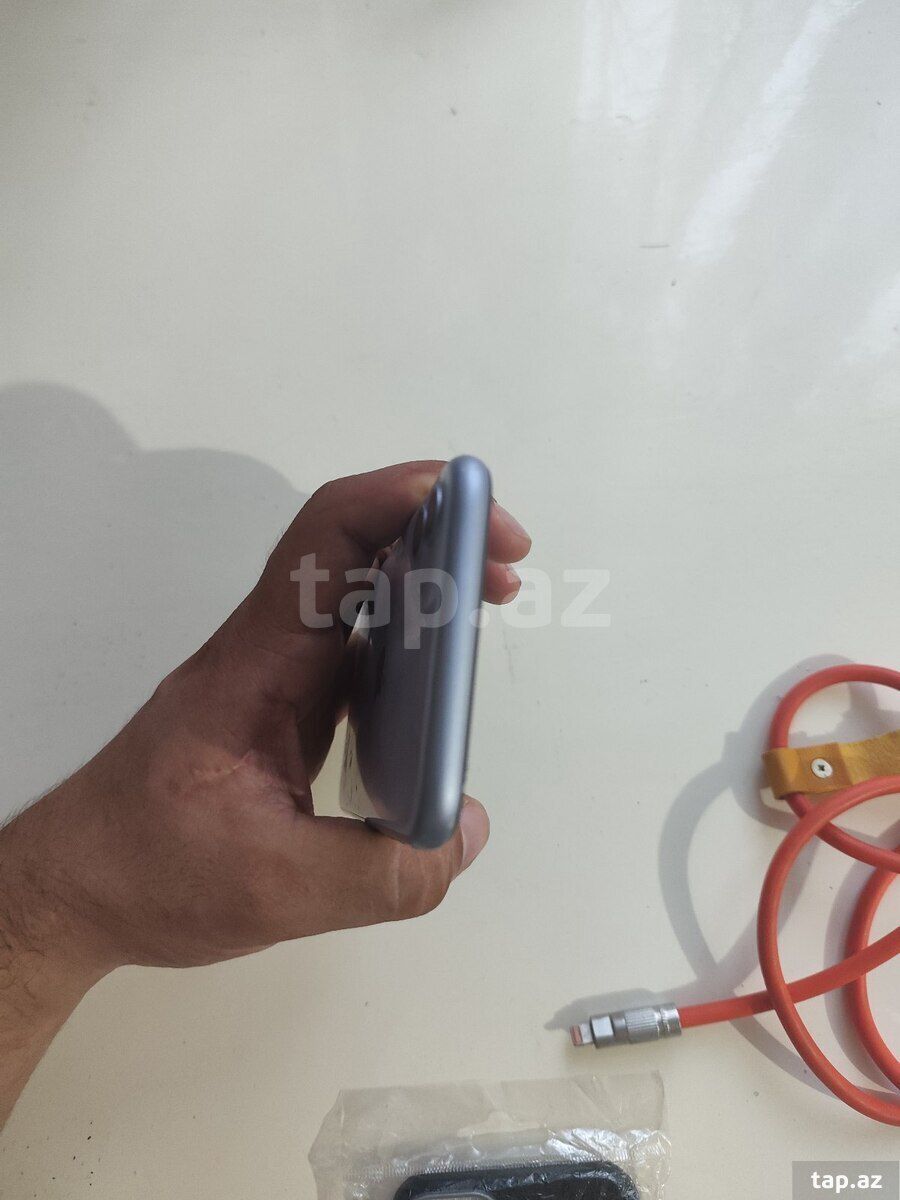 Apple iPhone 11 Purple 64GB/4GB — Telefonlar və qadjetlər, Quba (5)