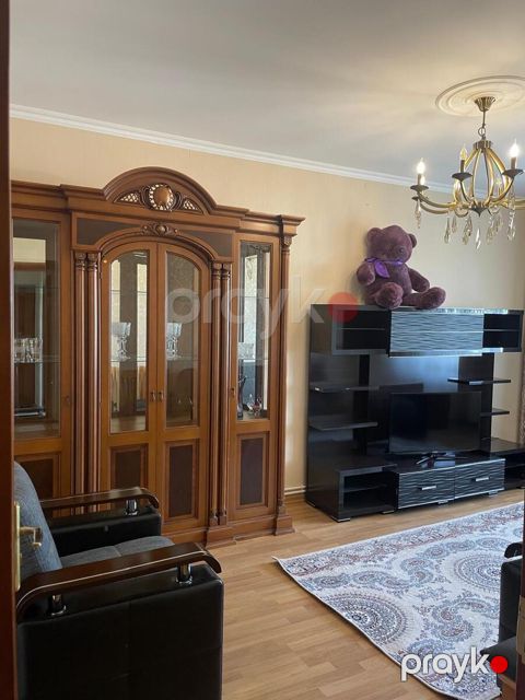 Satılır 3 otaqlı köhnə tikili 85 m²