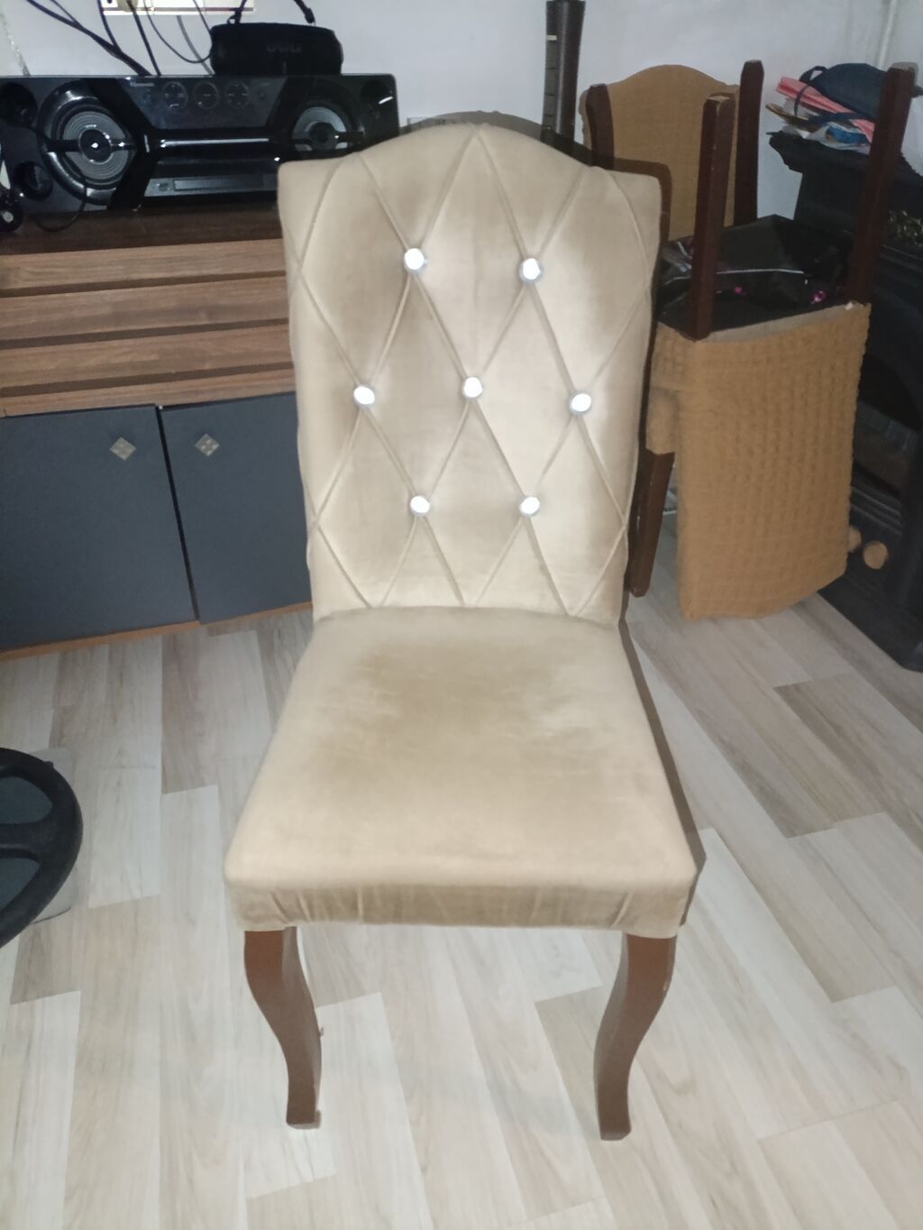 Zərif dizaynlı yumşaq yemək otağı stulu 8ededi - Material: məxməri — Stullar, Digah (2)
