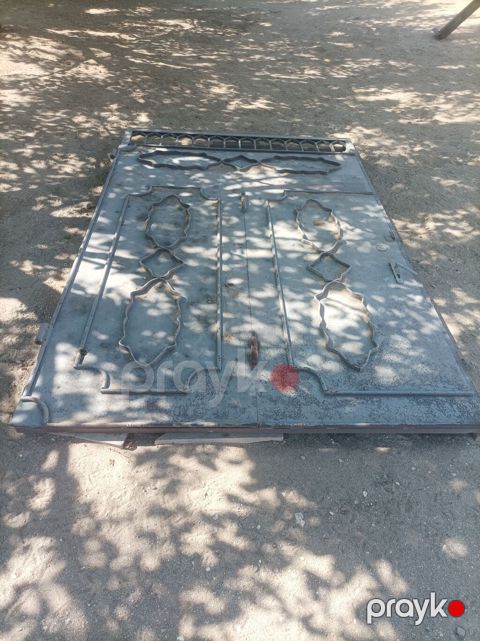 Metal darvaza dəsti Qalın dəmirdəndir Paslanib qirilmir, 3.6 m Eni — Digah
