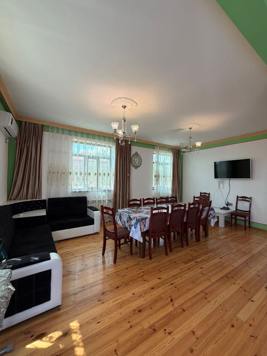 İcarəyə verilir 7 otaqlı həyət evi/bağ evi 220 m² — Ev, villa, Qəbələ (12)