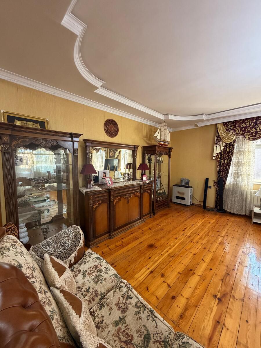 Satılır 8 otaqlı həyət evi/bağ evi 250 m² — Ev, villa, Bakı (9)