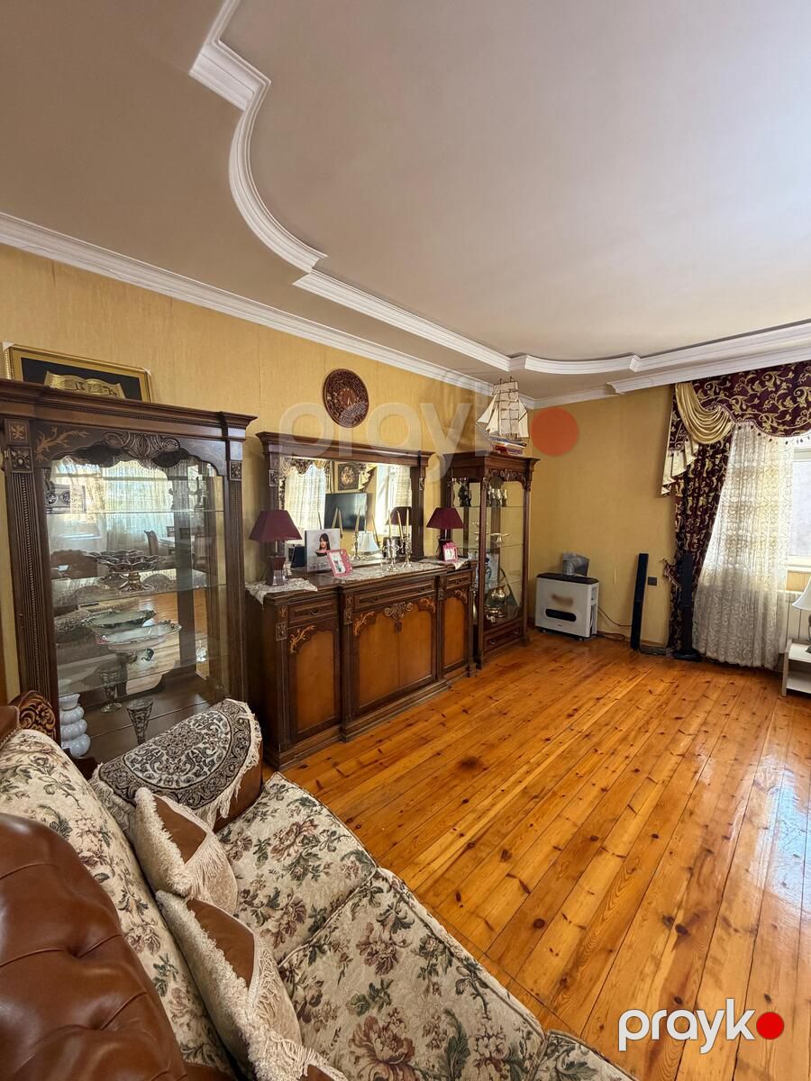 Satılır 8 otaqlı həyət evi/bağ evi 250 m² — Ev, villa, Bakı (9)