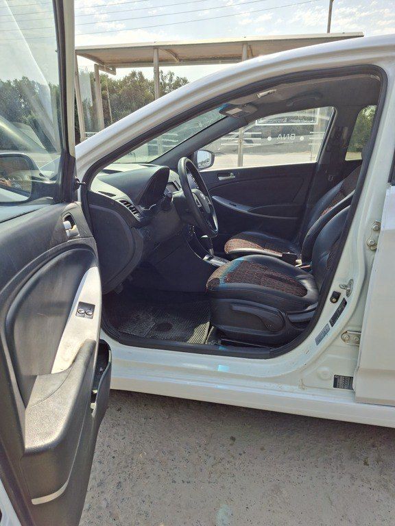 Hyundai Accent, 1.4 L, 2011 il, 206 000 km — Avtomobillər, Bakı (9)