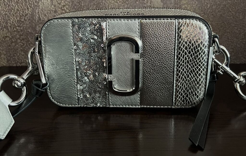 Marc Jacobs The Snapshot çanta – gümüş rəngli, parlaq teksturaların — Çantalar, Bakı