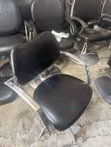 Peşəkar salon kreslosu – qara rəng, metal konstruksiya - Təyinat — Goods