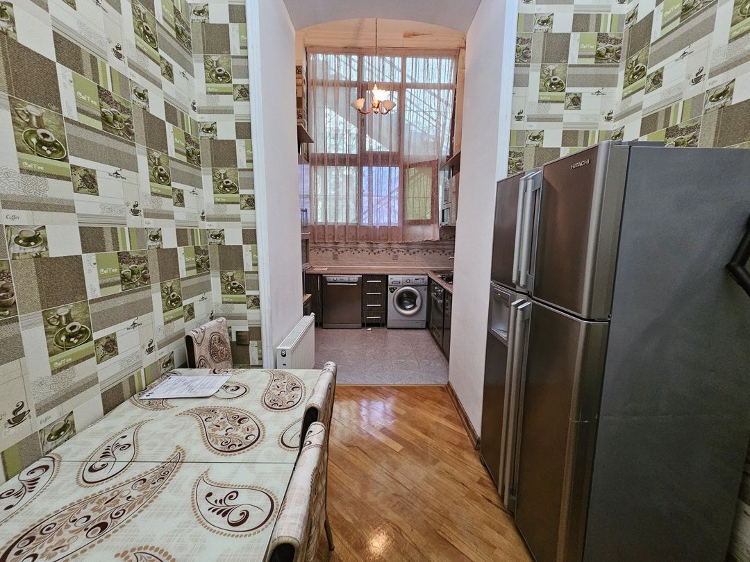 İcarəyə verilir 3 otaqlı köhnə tikili 120 m² — Mənzil, Bakı (11)