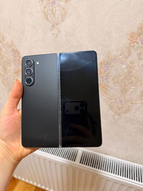 Samsung Galaxy Z Fold 5 Phantom Black 256GB/12GB