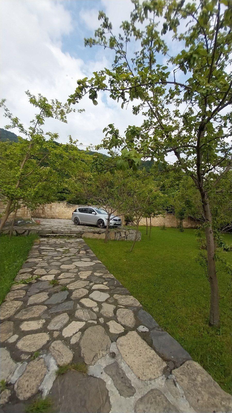 Həyət evi kirayə verilir, Qəbələ ş. — Daşınmaz əmlak, Qəbələ (2)