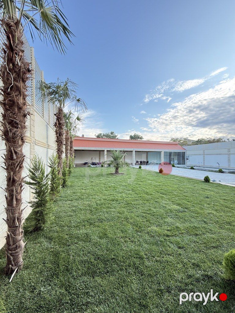Satılır 5 otaqlı həyət evi/bağ evi 300 m² — Ev, villa, Bakı (5)