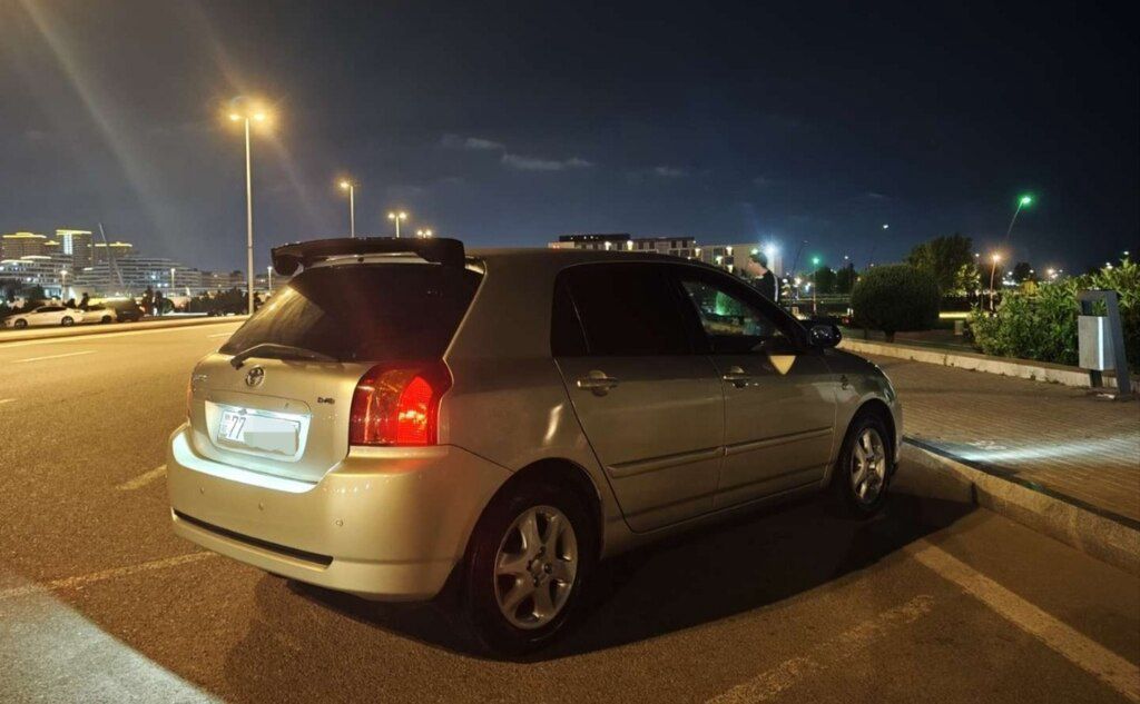 Toyota Corolla, 1.4 L, 2006 il, 380 000 km — Avtomobillər, Bakı (2)