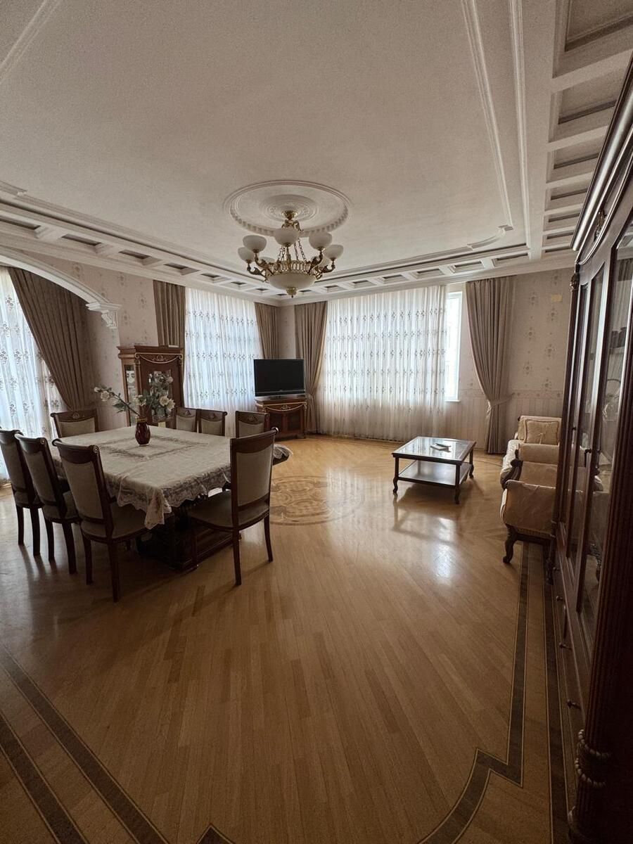 Satılır 4 otaqlı yeni tikili 181 m² — Mənzil, Bakı (2)
