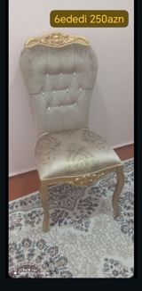 Klassik üslubda 6 ədəd yemək otağı stulu dəsti. - Yüksək, düyməli — Furniture