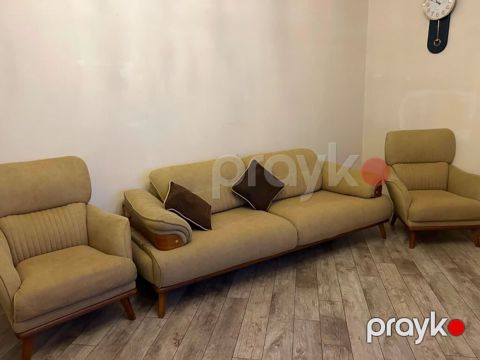 Divan, İşlənmiş, Açılmayan, Bazasız, Parça, Çatdırılma yoxdur