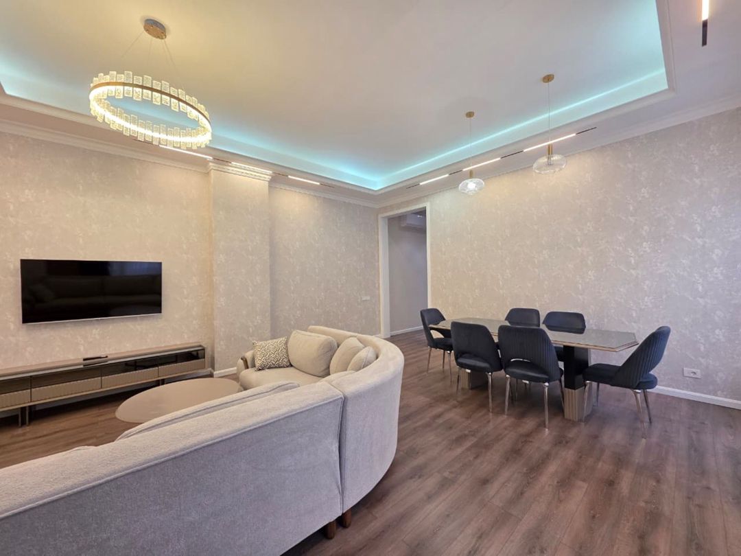 İcarəyə verilir 3 otaqlı yeni tikili 140 m² — Mənzil, Bakı (7)