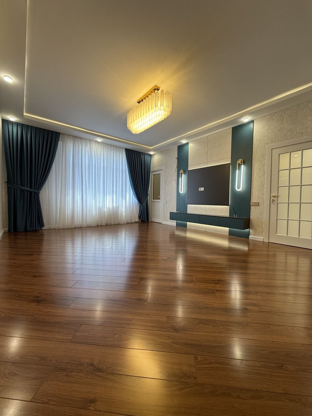 Satılır 2 otaqlı yeni tikili 86 m² — Mənzil, Bakı