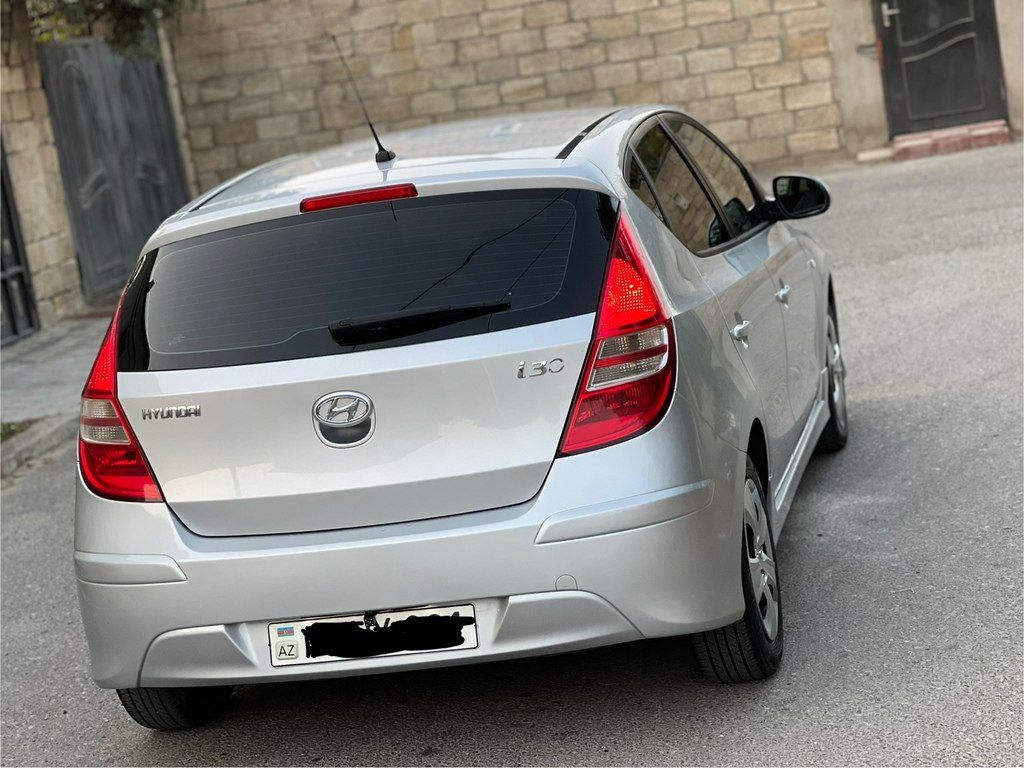 Hyundai i30, 1.4 L, 2010 il, 256 978 km — Avtomobillər, Sumqayıt (12)