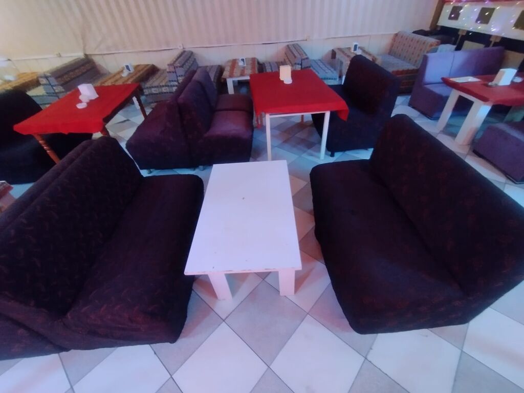 Kafe ucun 6 dest divan Uzunu 1.20.sm Qiymet 150 azn (1) Unvan Tibb — Mebel, Bakı (3)