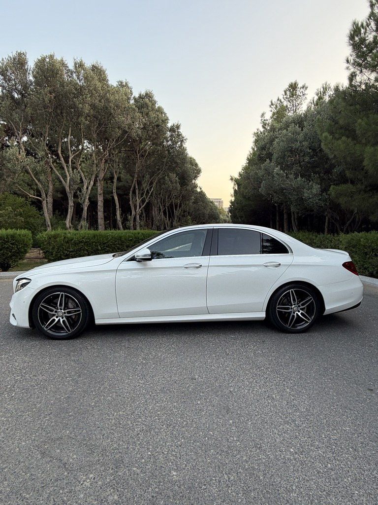 Mercedes E 300, 2.0 L, 2017 il, 122 000 km — Avtomobillər, Bakı (4)