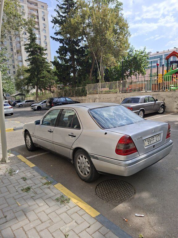 Mercedes C 180, 1.8 L, 1997 il, 411 350 km — Avtomobillər, Bakı (9)