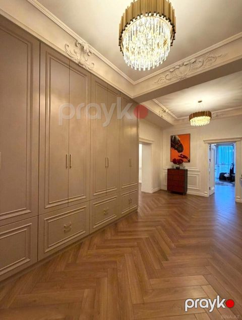 İcarəyə verilir 3 otaqlı yeni tikili 165 m²